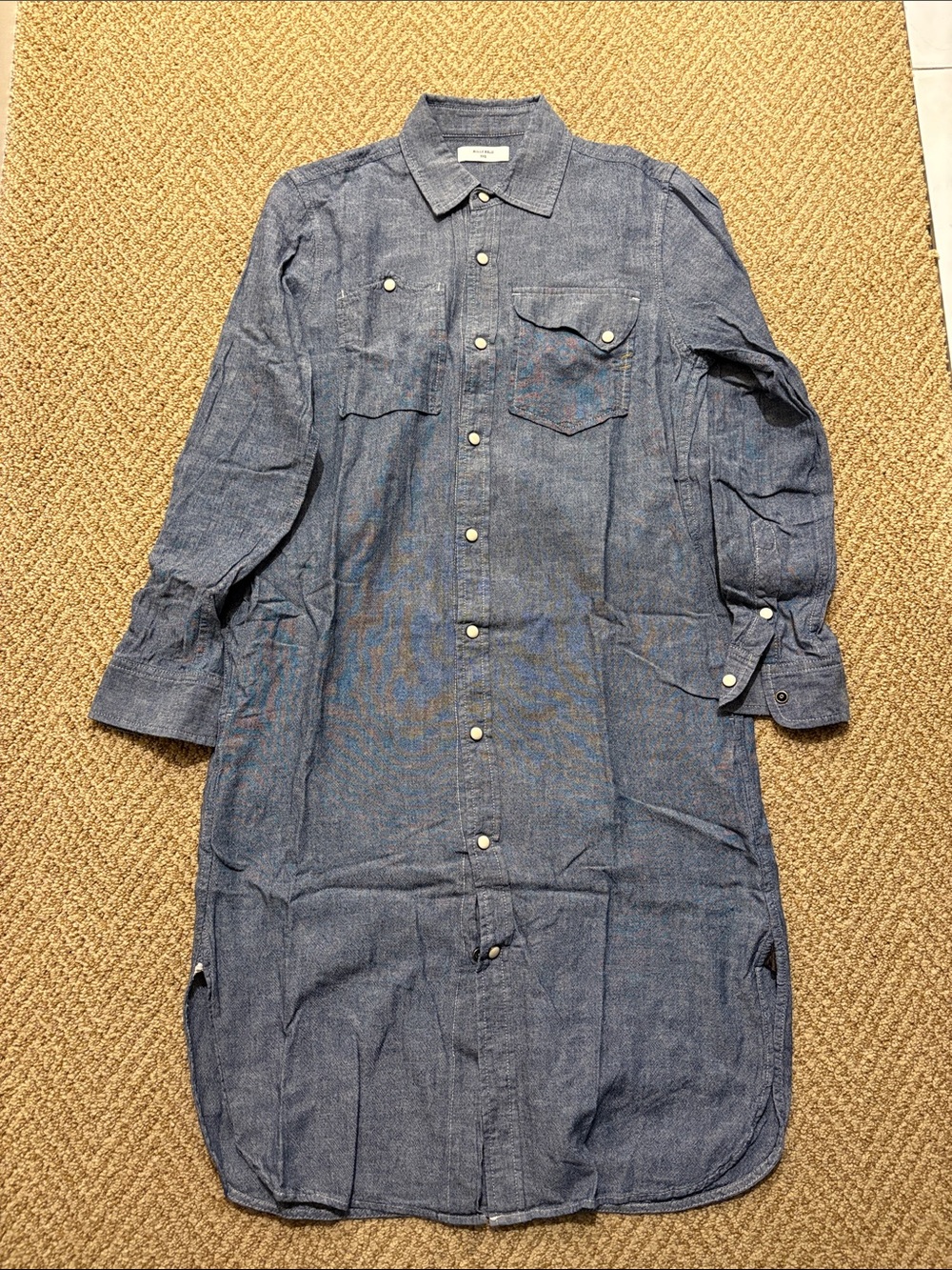 Chambray Button-Front Shirt Dress with Pockets in Washed Blue
